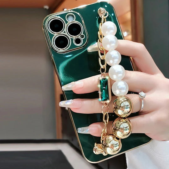 Stylish iPhone Case with Pearl Bracelet