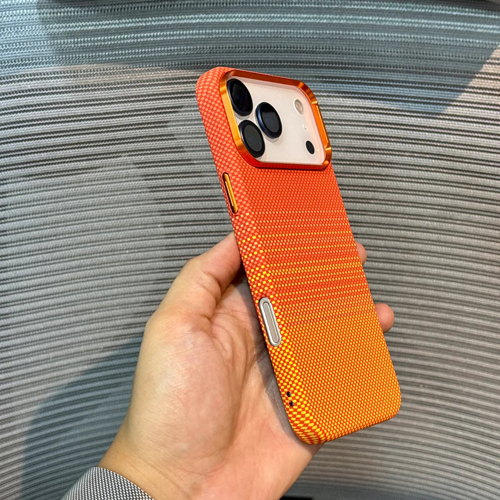 iPhone 17 Pro Max carbon fiber texture protective case
