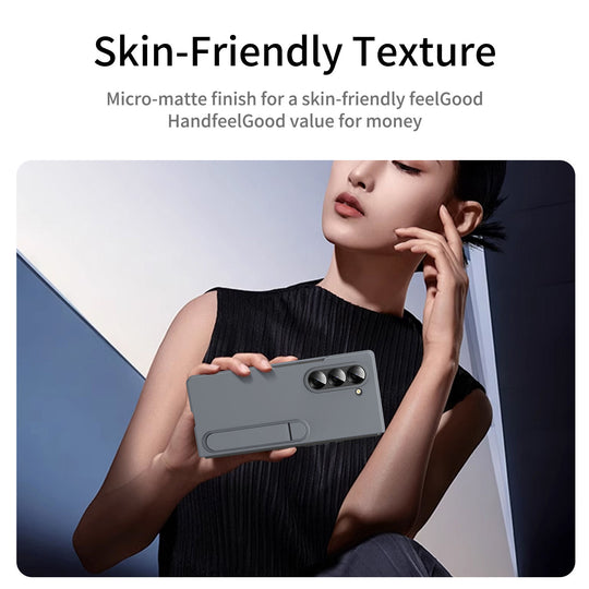 SAMSUNG GALAXY Z FOLD7 Official Stand Case.