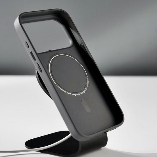 iPhone fitted with Domingo case