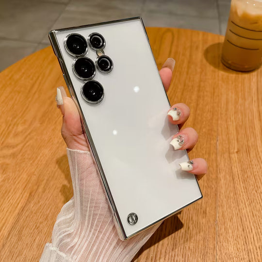 Premium Ultra-Thin Borderless Clear Case