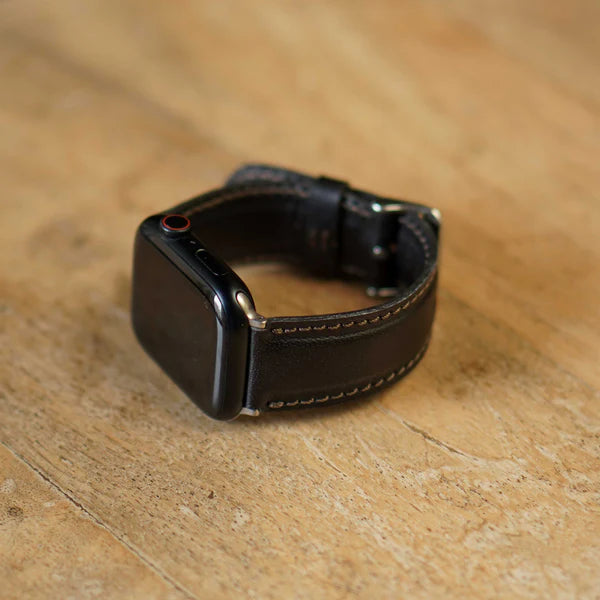 Elegant Legacy Leather Strap for Apple Watch – Timeless Luxury.